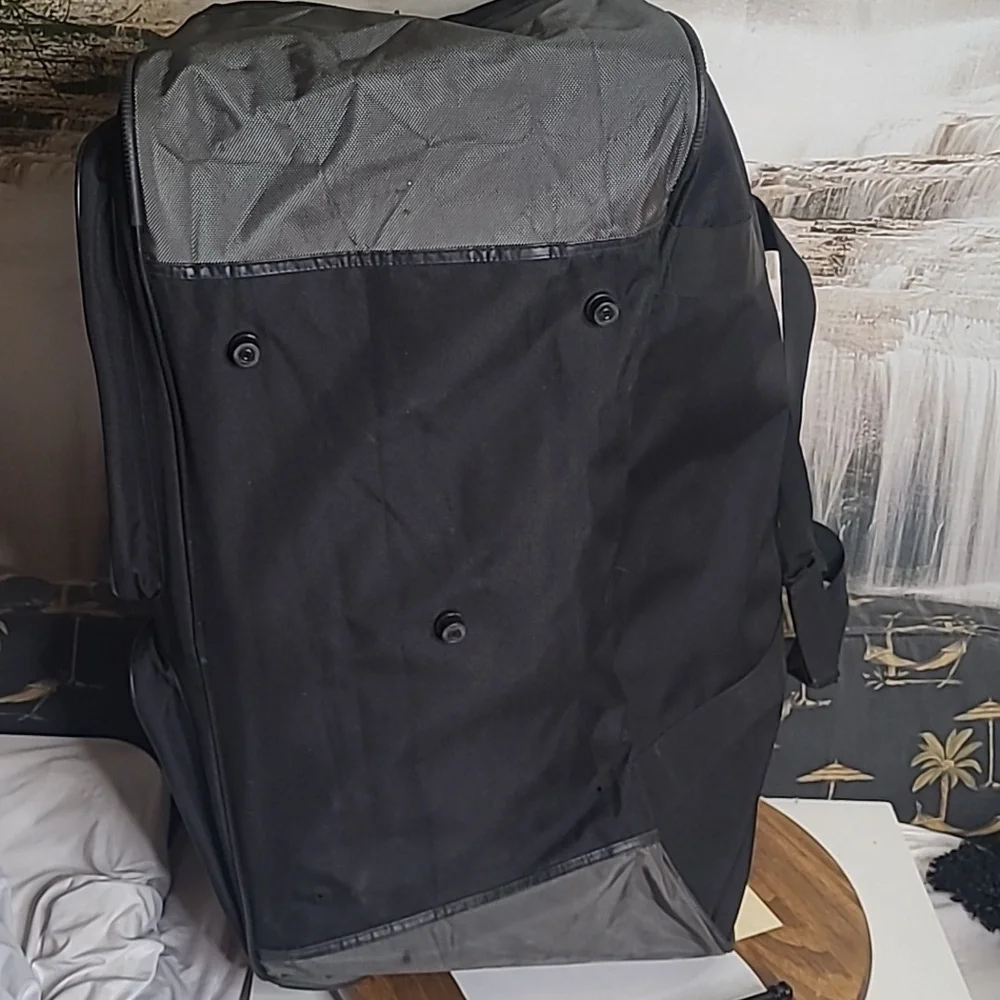 New with tag! Omaya Oversized Black Travel Over the Shoulder Duffel Utility Bag